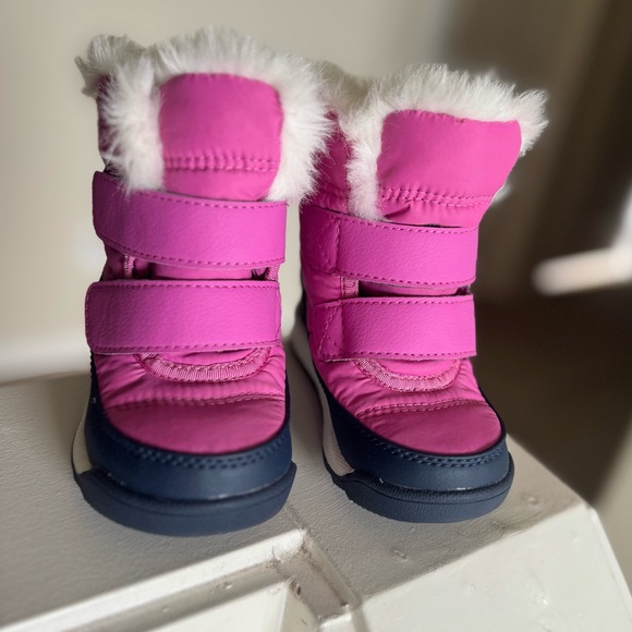 Sorel Pink Snow Boots Toddler 6c - Picture 3 of 4